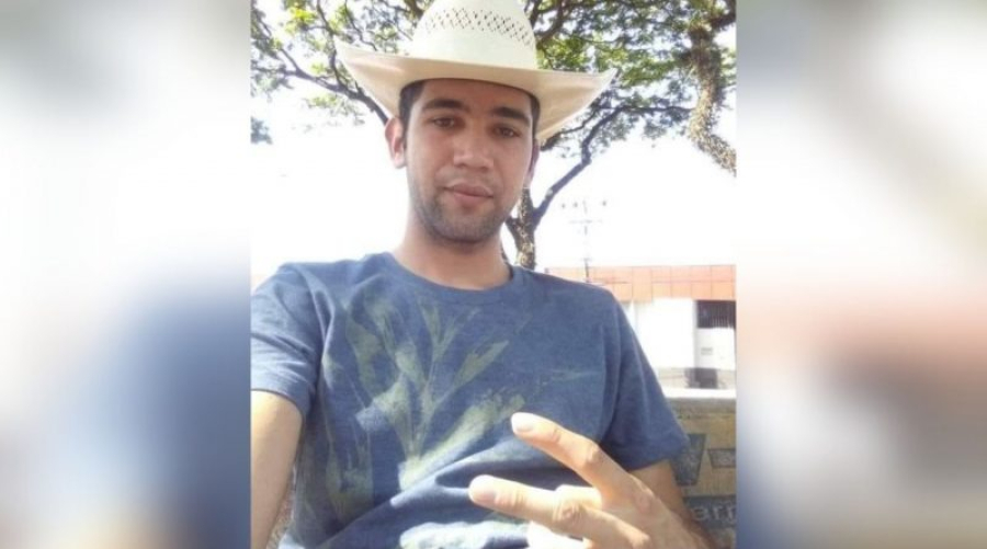 Júri de Carlos Eduardo Silva é dissolvido após jurada passar mal